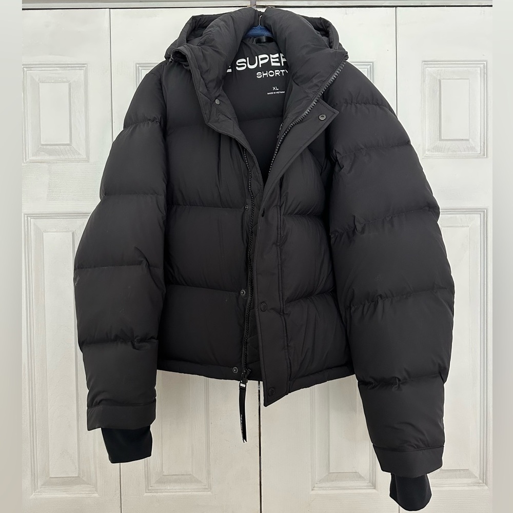 Aritzia Super World The Super Puff Shorty Size XL